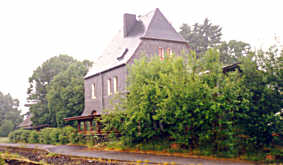 verschieferter Landbahnhof an der Stichbahn