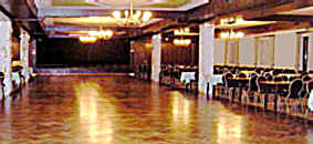 Ballsaal in alter Fabrik