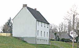 Preiswertes Mehrfamilienhaus in der Siedlung